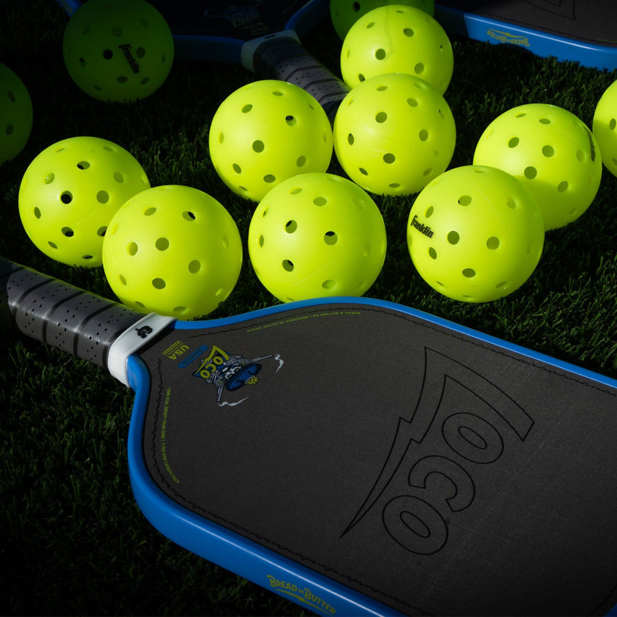 The Loco 16mm Pickleball Paddle- Elongated (No Cover)