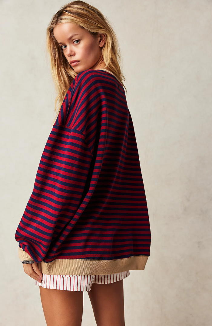 Dora | Maglione Oversize a Righe con Stile