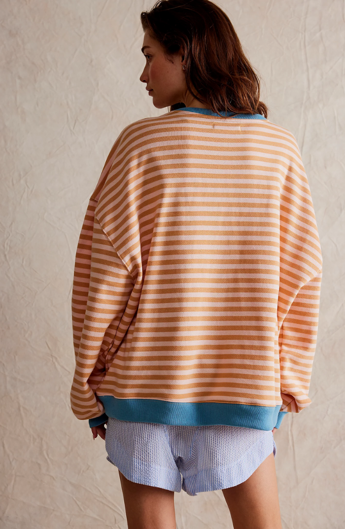 Dora | Maglione Oversize a Righe con Stile