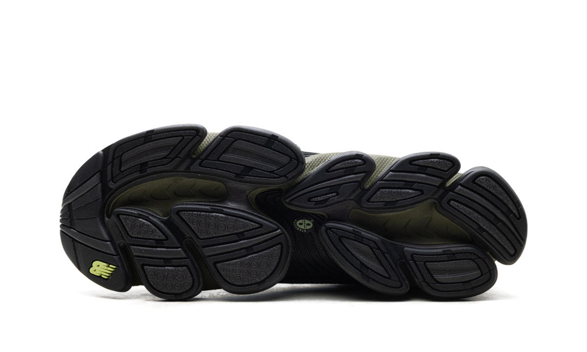 2000 "Wakame Black" U20006E1