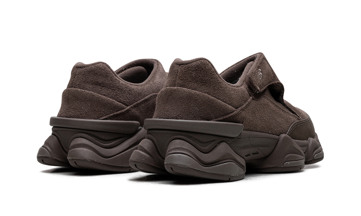 8040 "Brown" U8040UOA