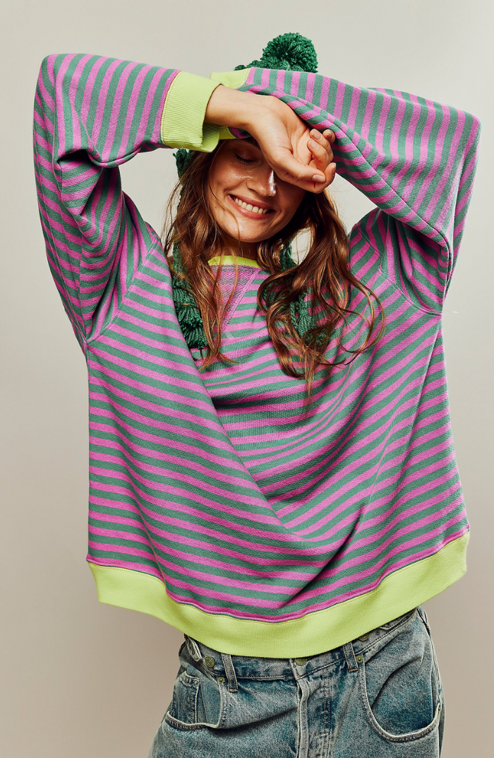 Dora | Maglione Oversize a Righe con Stile