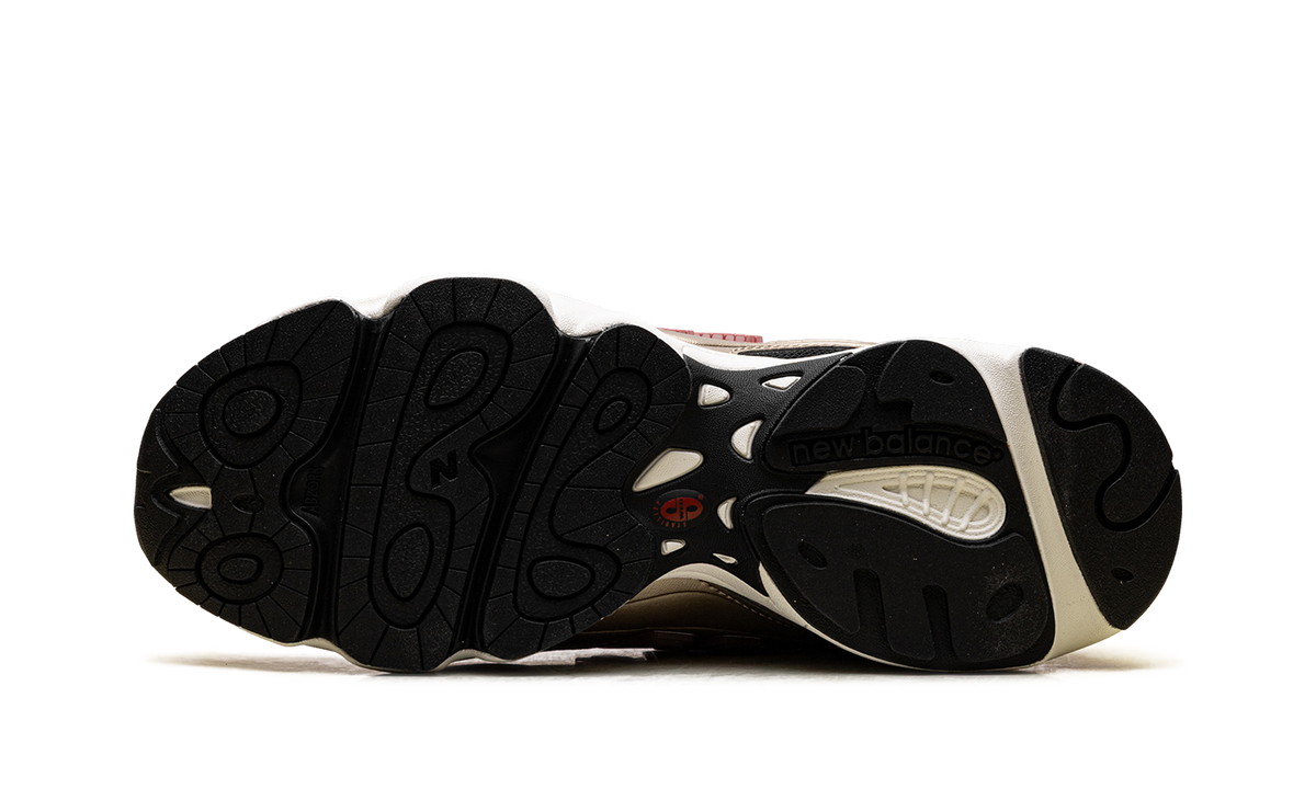 1000 "Shoe Palace Exclusive Gold Black" M1000SPL
