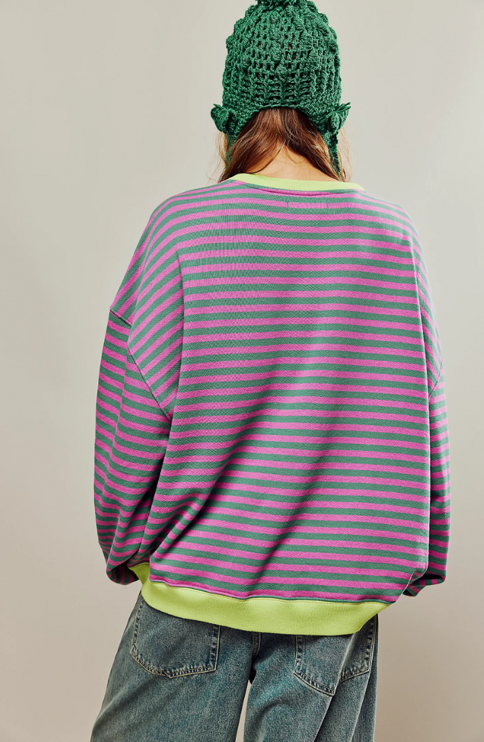 Dora | Maglione Oversize a Righe con Stile