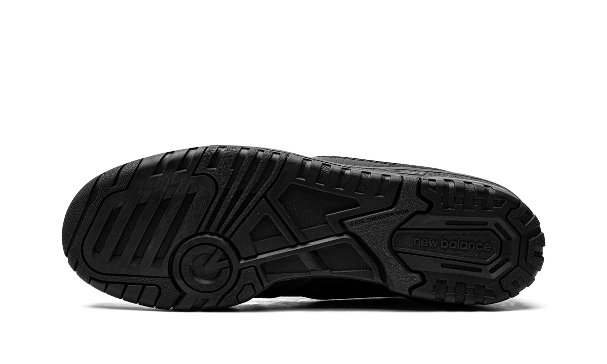 550 "Triple Black" BB550BBB