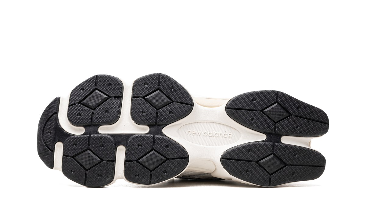 9060 "White / Navy" U9060VNB