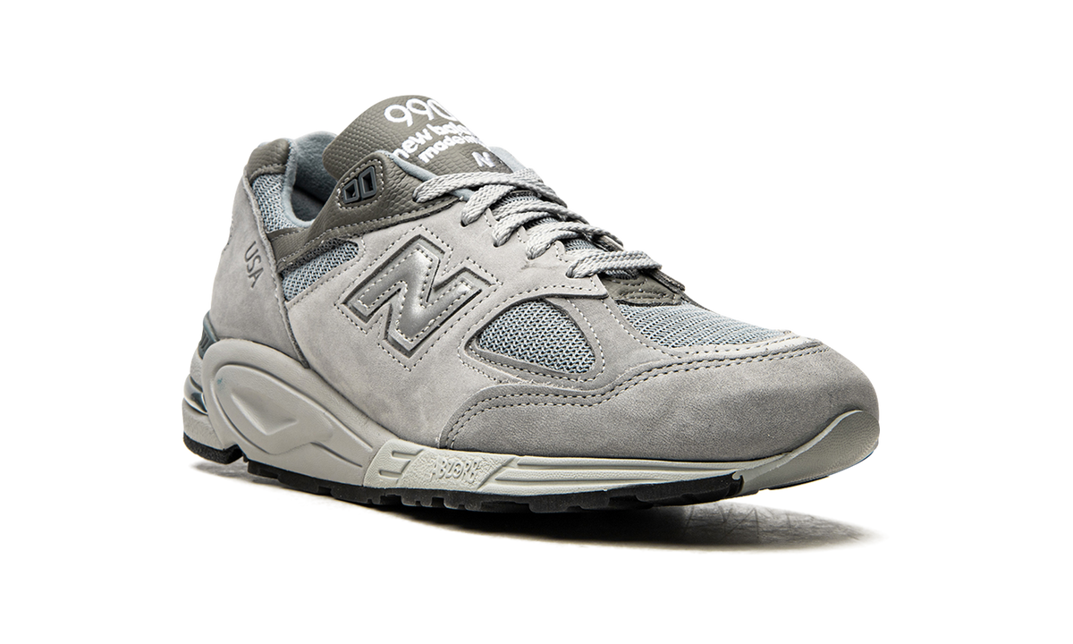 990 V2 "WTAPS - Grey" M990WT2