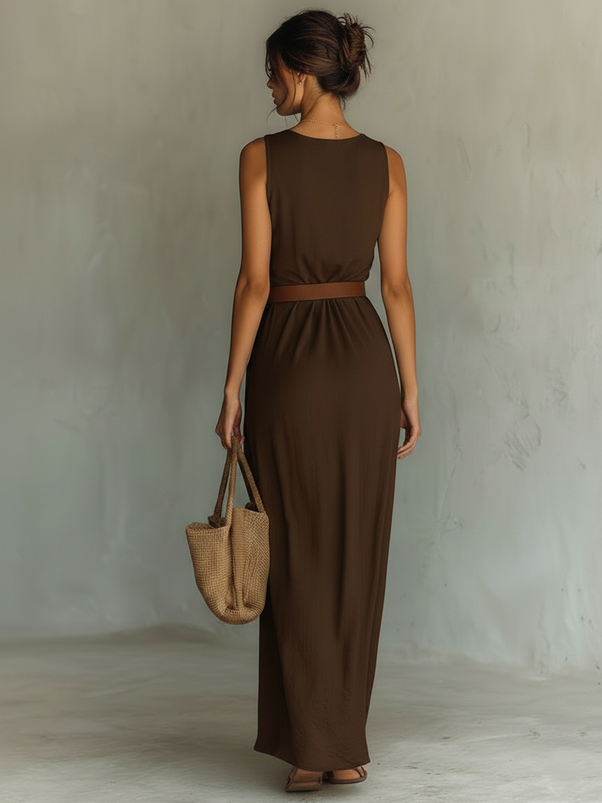 Abito maxi senza maniche con colletto drappeggiato minimalista per donne