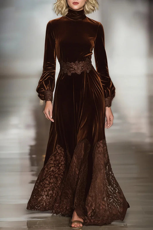 Isabella · Abito Maxi in Velluto con Collo Alto e Maniche Voluminose in Pizzo Patchwork