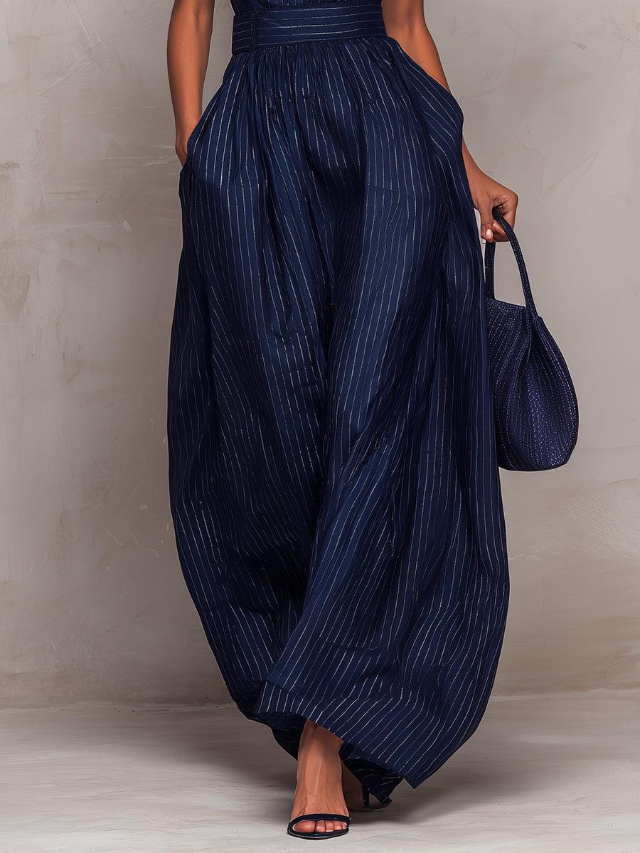 Jumpsuit grande con scollatura a V a righe blu scuro
