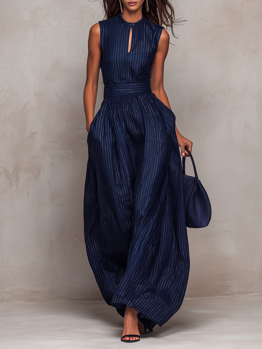 Jumpsuit grande con scollatura a V a righe blu scuro