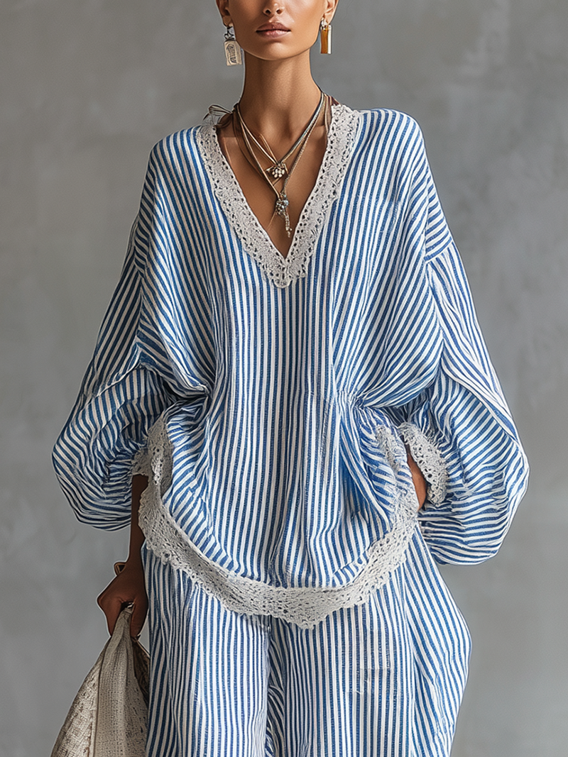 Completo Casual a Righe Blu con Pizzo