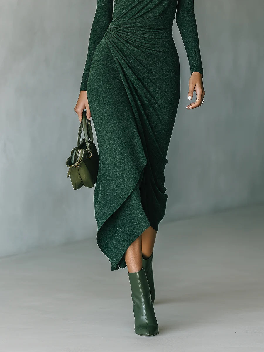 Lenora · Abito midi avvolgente asimmetrico con pieghe e colletto alto verde scuro