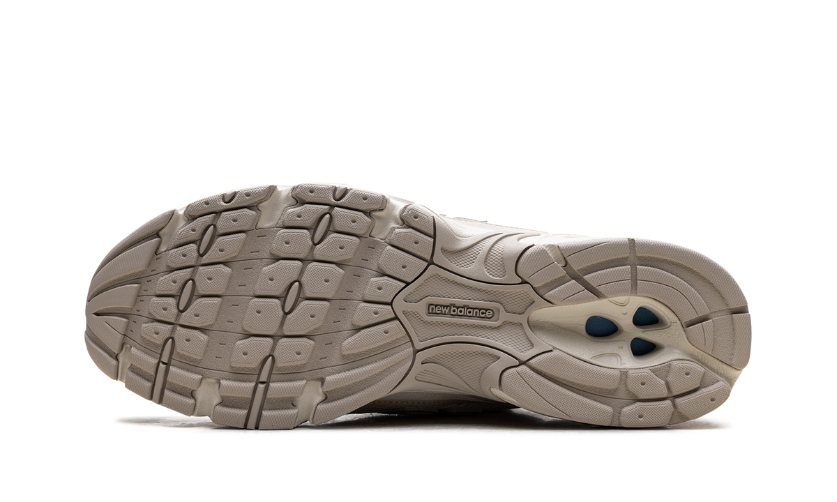 740v2 "Incense Angora" U740IN2