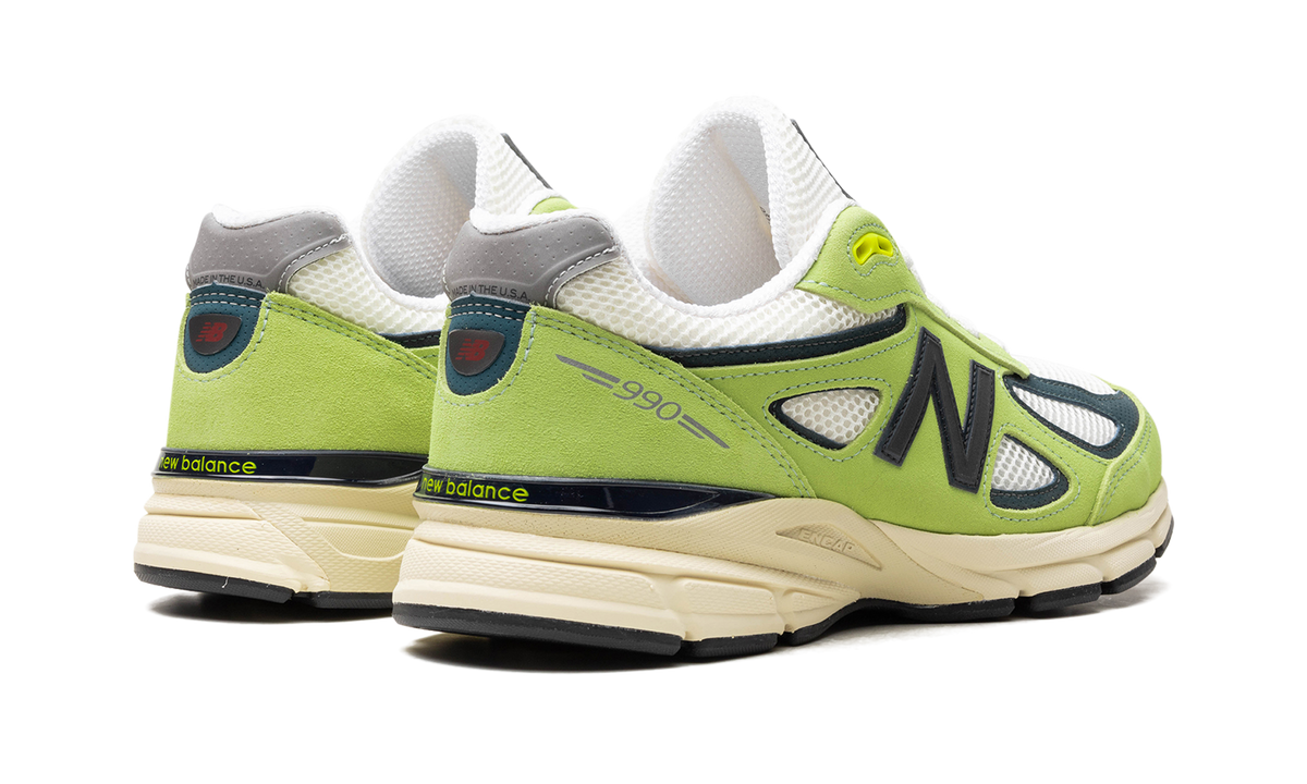 990V4 "Teddy Santis" U990NB4
