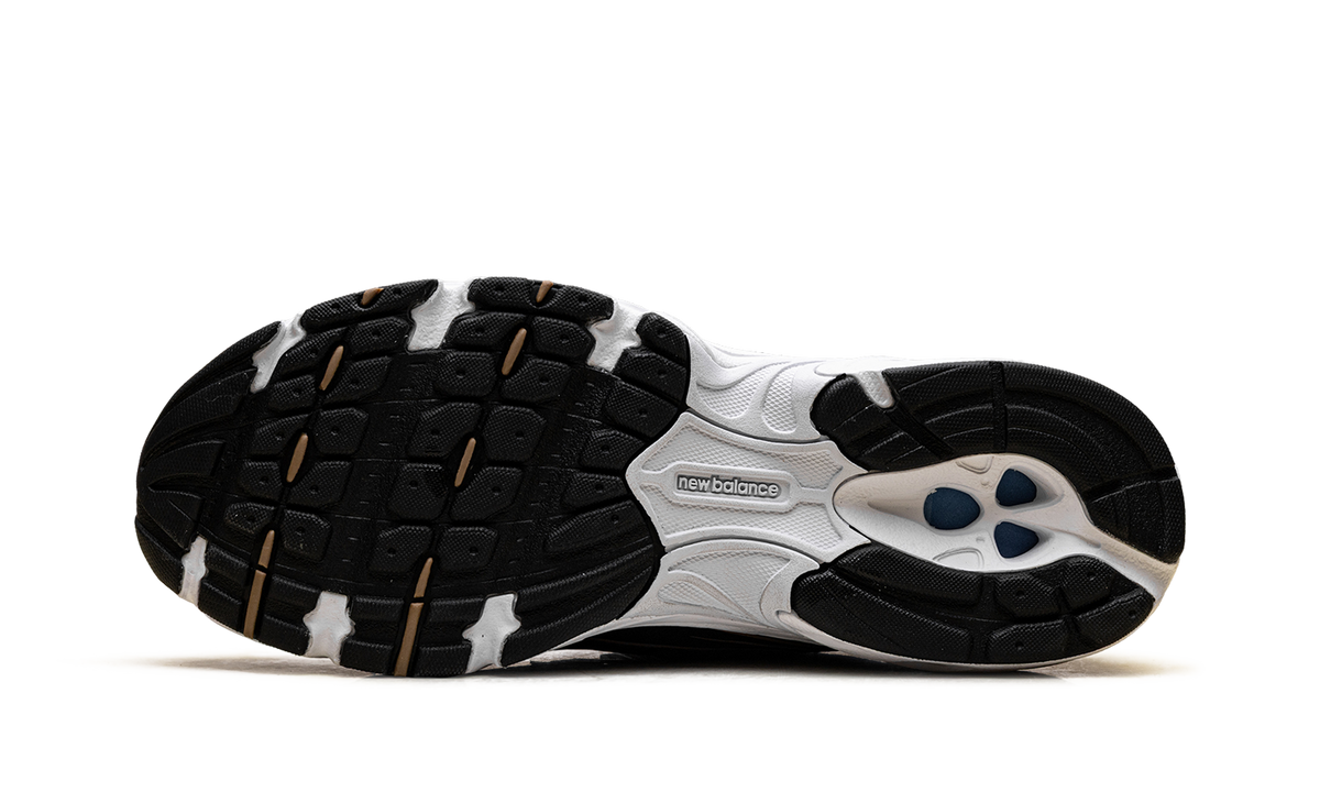 740 "Black Gold Metallic" U740BG2