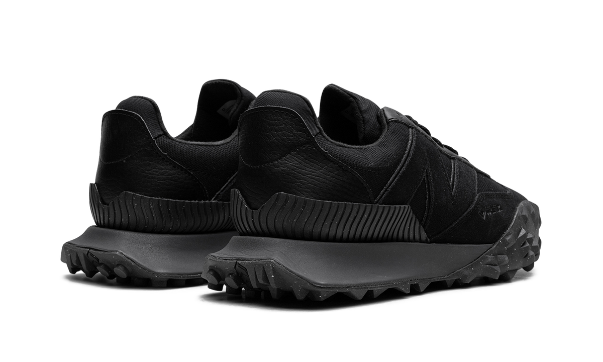 XC-72 Gore-Tex "Triple Black" UXC72GBG