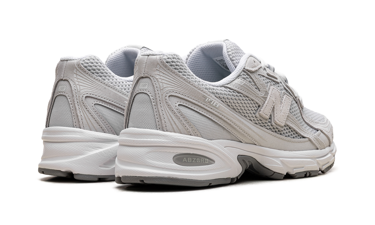 740 "Grey Reflection Slate Grey" U740GS2