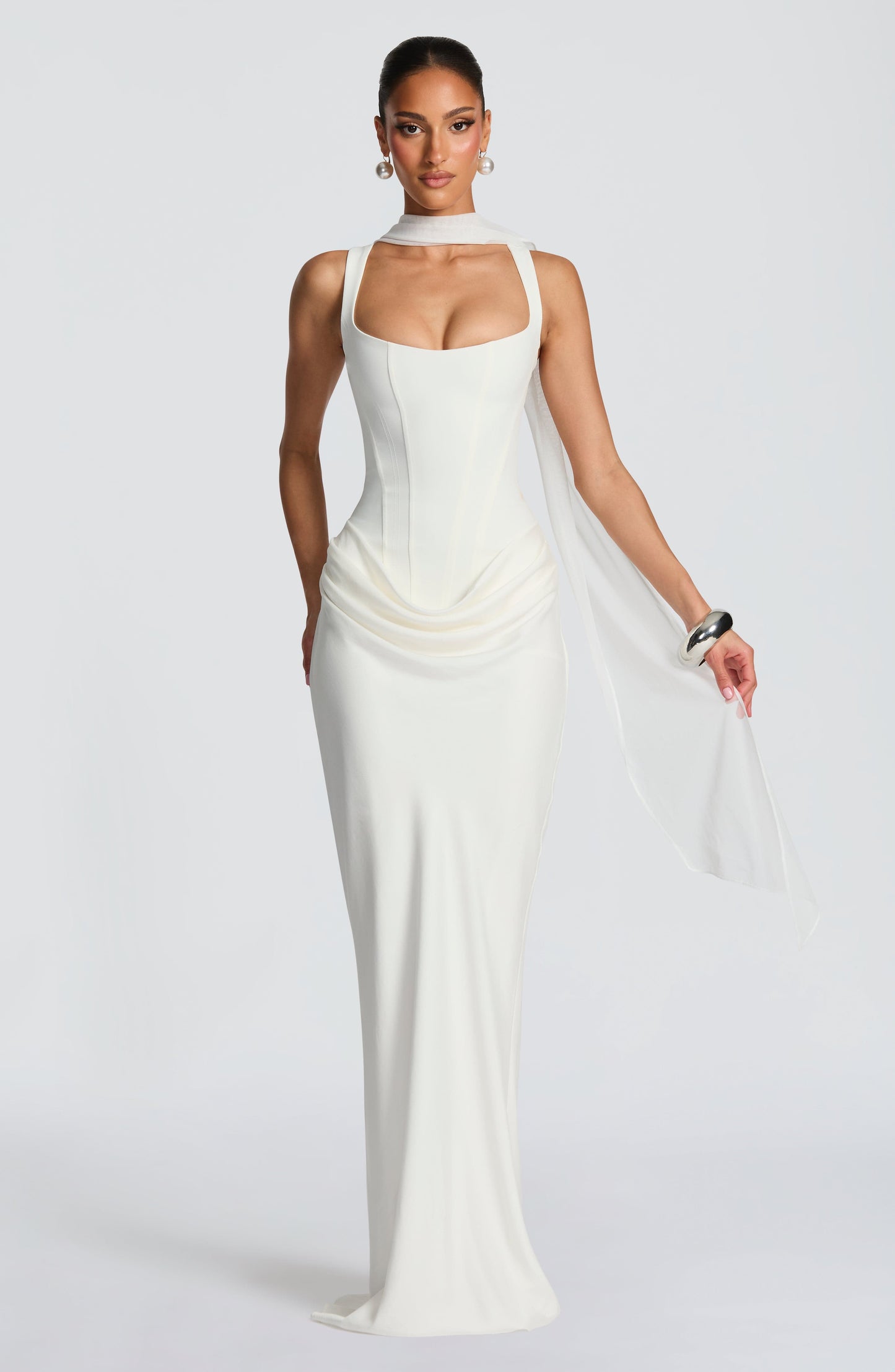 Luna · Abito maxi con scollatura quadrata