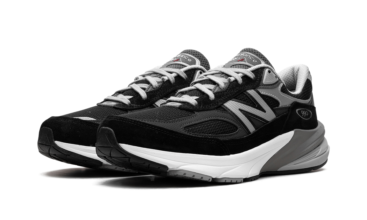 990v6 "Black / Silver" M990BK6