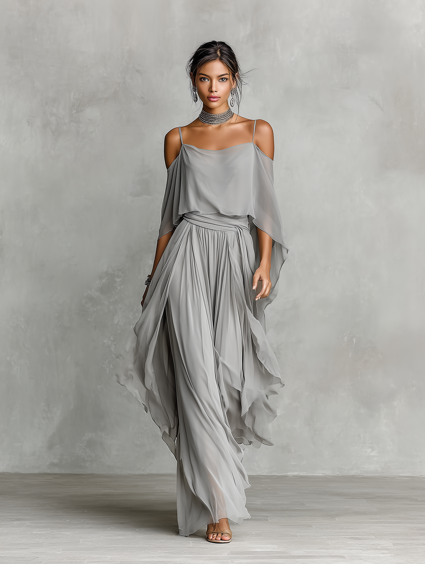Completo in Chiffon Traspirante Grigio Donna con Dettaglio Spalle Scoperte & Silhouette Svasata, Stile Contemporaneo Lusso-Femminile