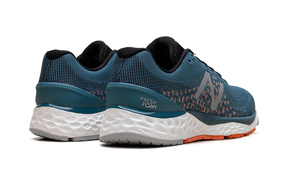 880v10 "FRESH FOAM" M880A10