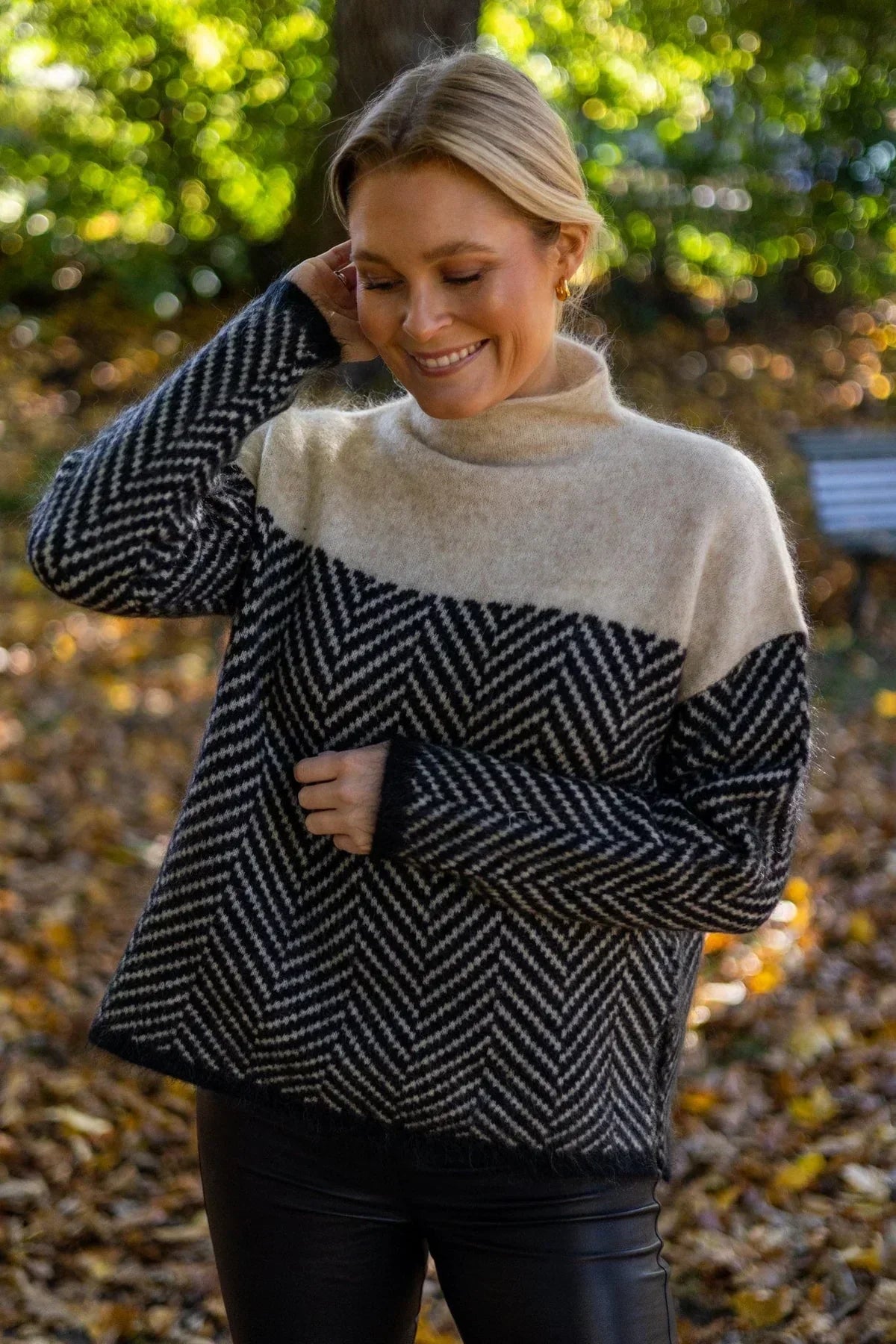 Filomena | Maglione a Collo Alto in Elegante Tessuto di Lusso
