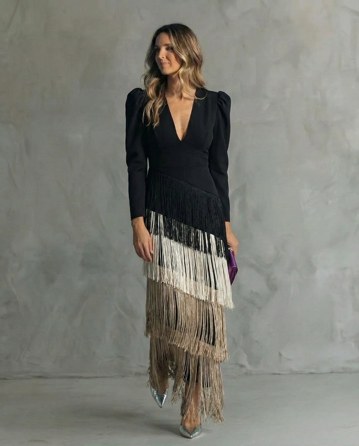CAMILLA | ABITO MIDI ELEGANTE CON MANICHE A FRANGE