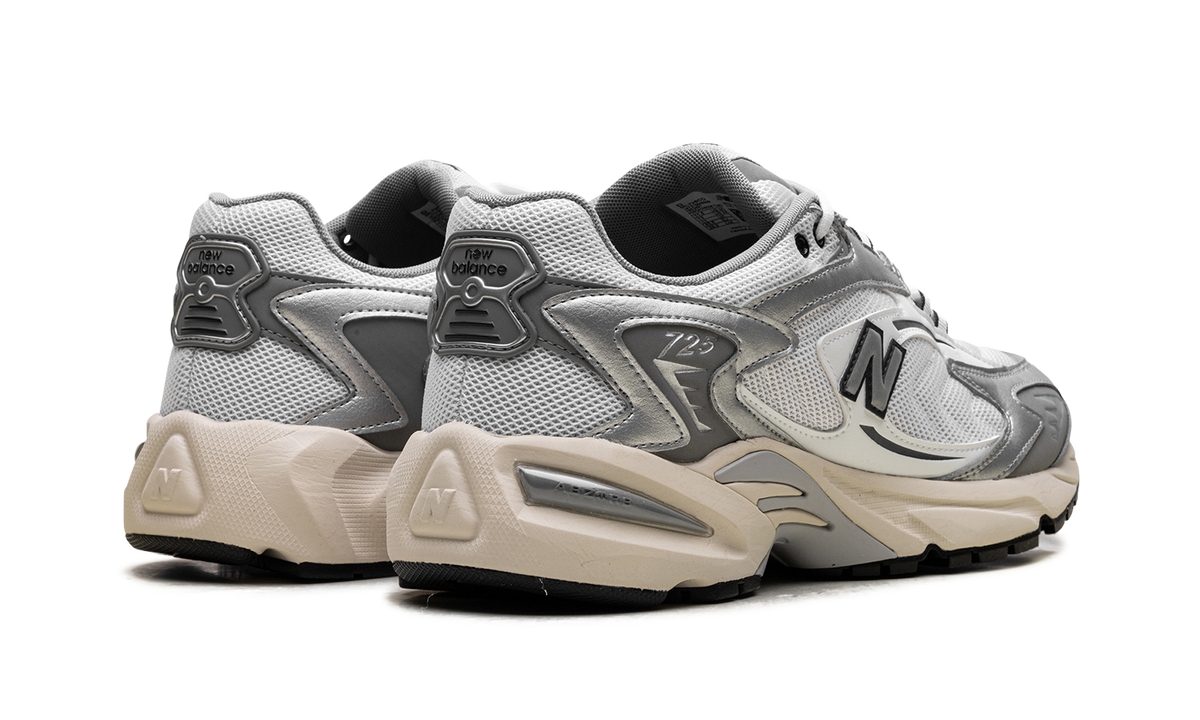 725v1 "Metallic Silver Slate Grey" ML725CD