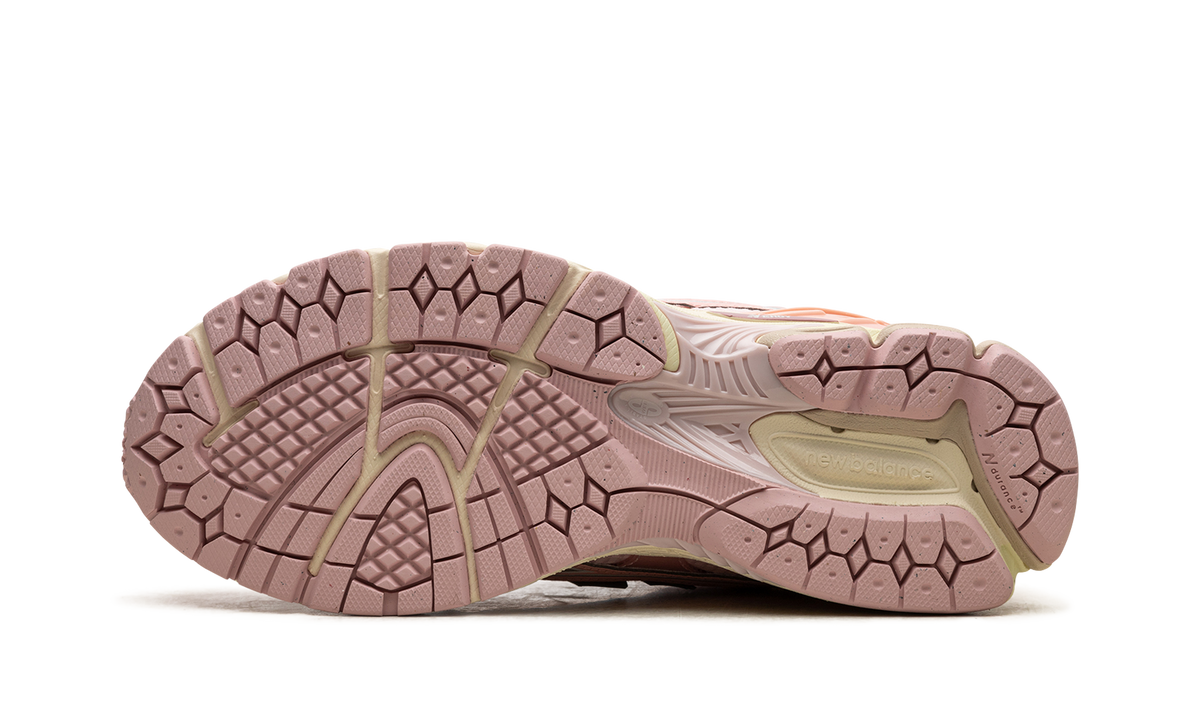 1906N "Lunar New Year - Pink" M1906NLN