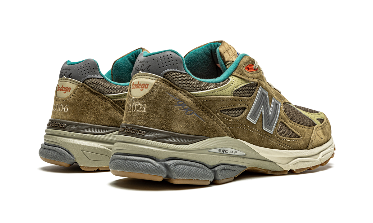 990 V3 "Bodega - Anniversary" M990BD3