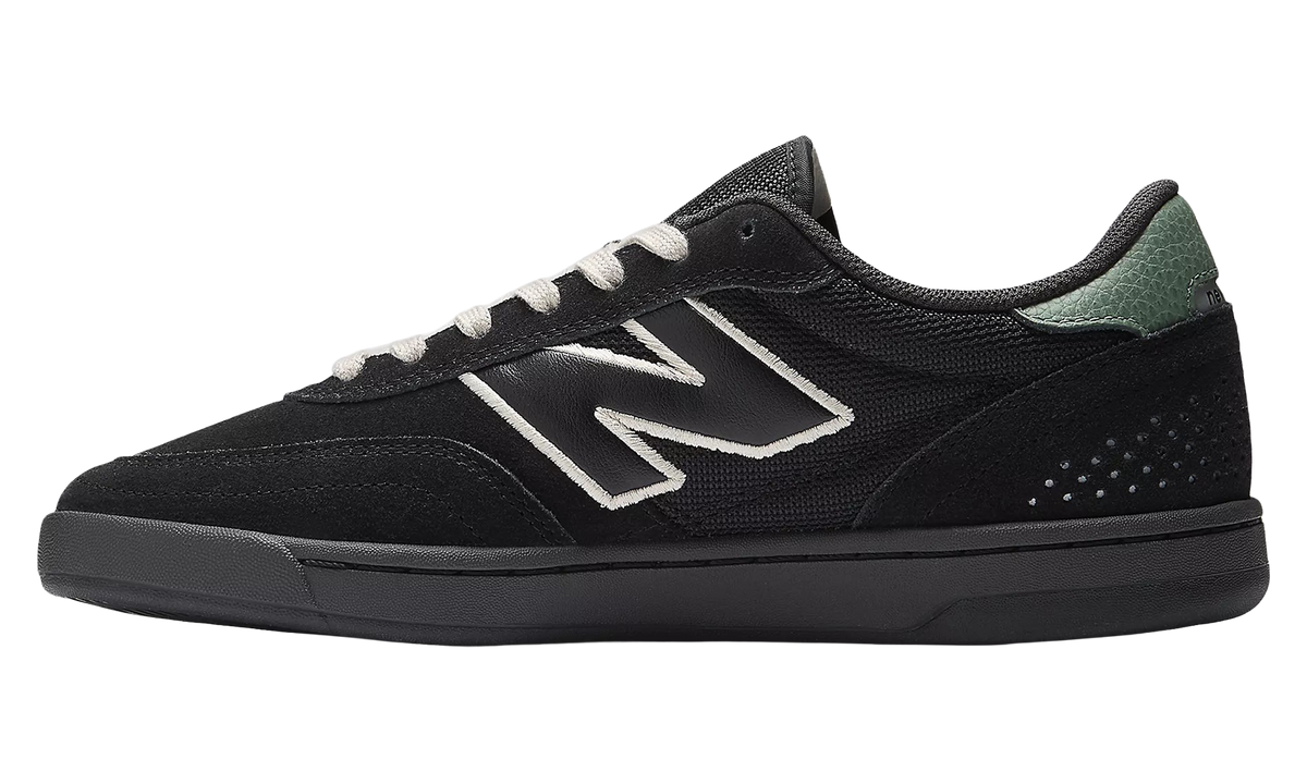 Numeric 440 V2 "Black White Green" NM440BG2