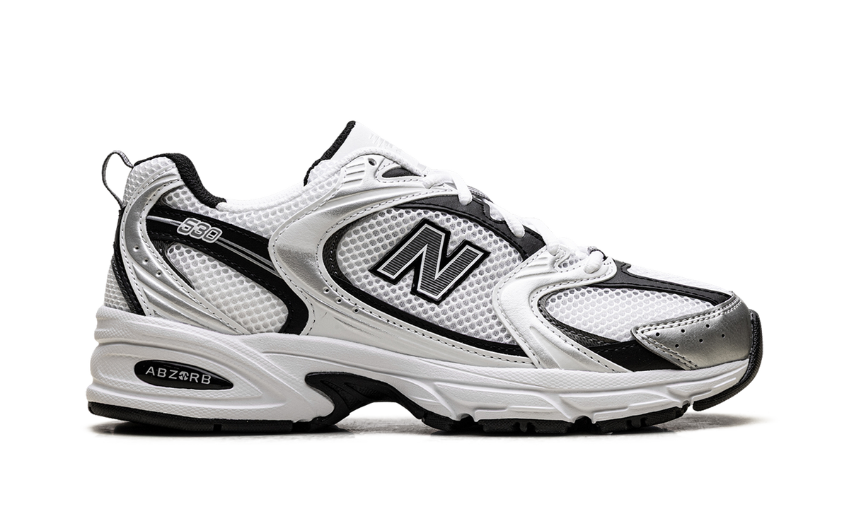 530 "White Silver Metallic Black" MR530LB