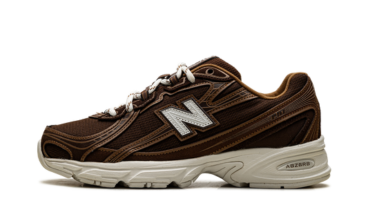 740 "Pumpernickel Brown Off White" U7407IK