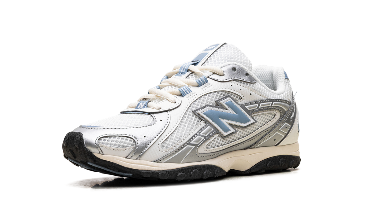 204L "Silver Metallic / Sky" U204LSWC