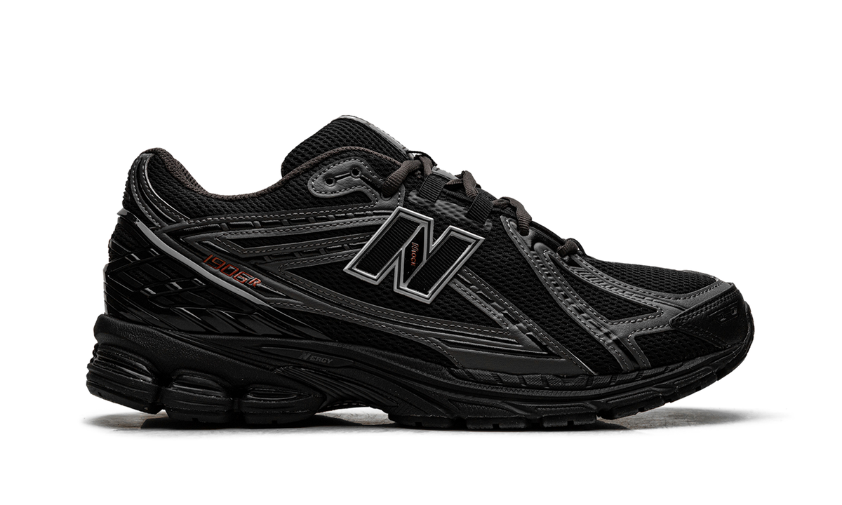 1906R "Black Grey Graphite" U19069L0
