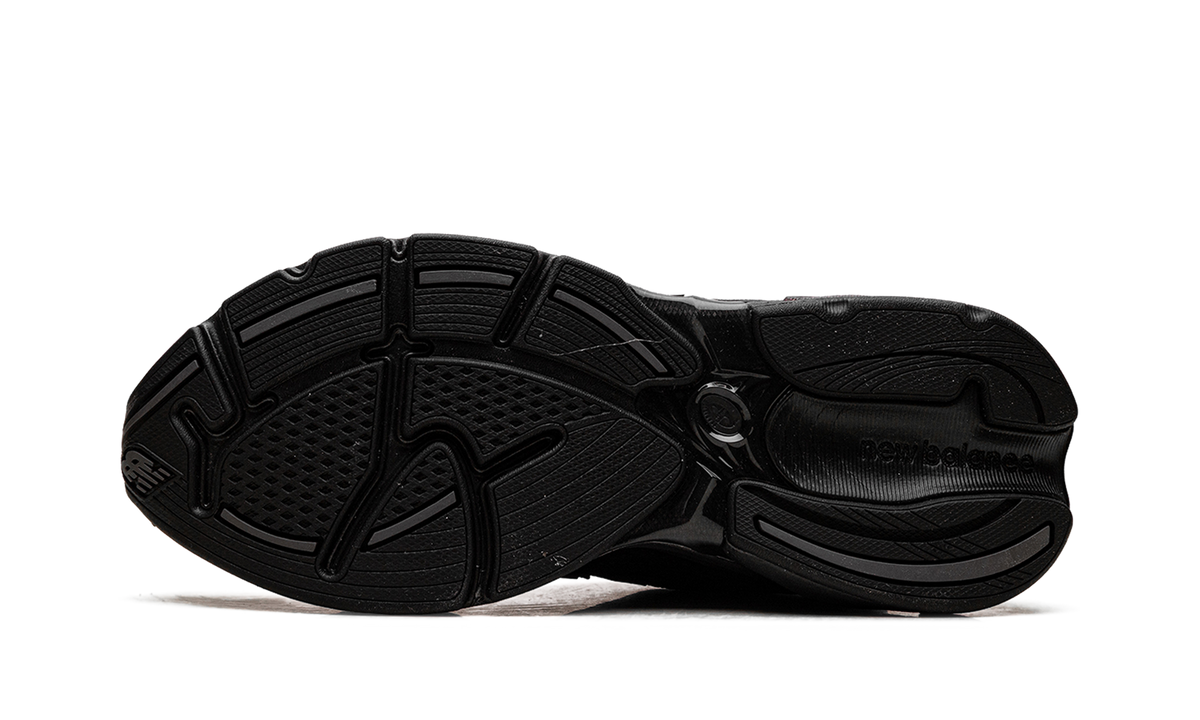 2010 "Black Iridescent" U2010ETB