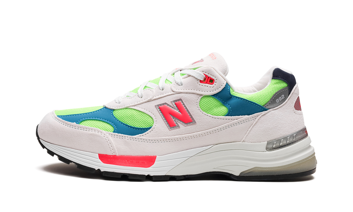 992 "White Neon Cyan" M992DA