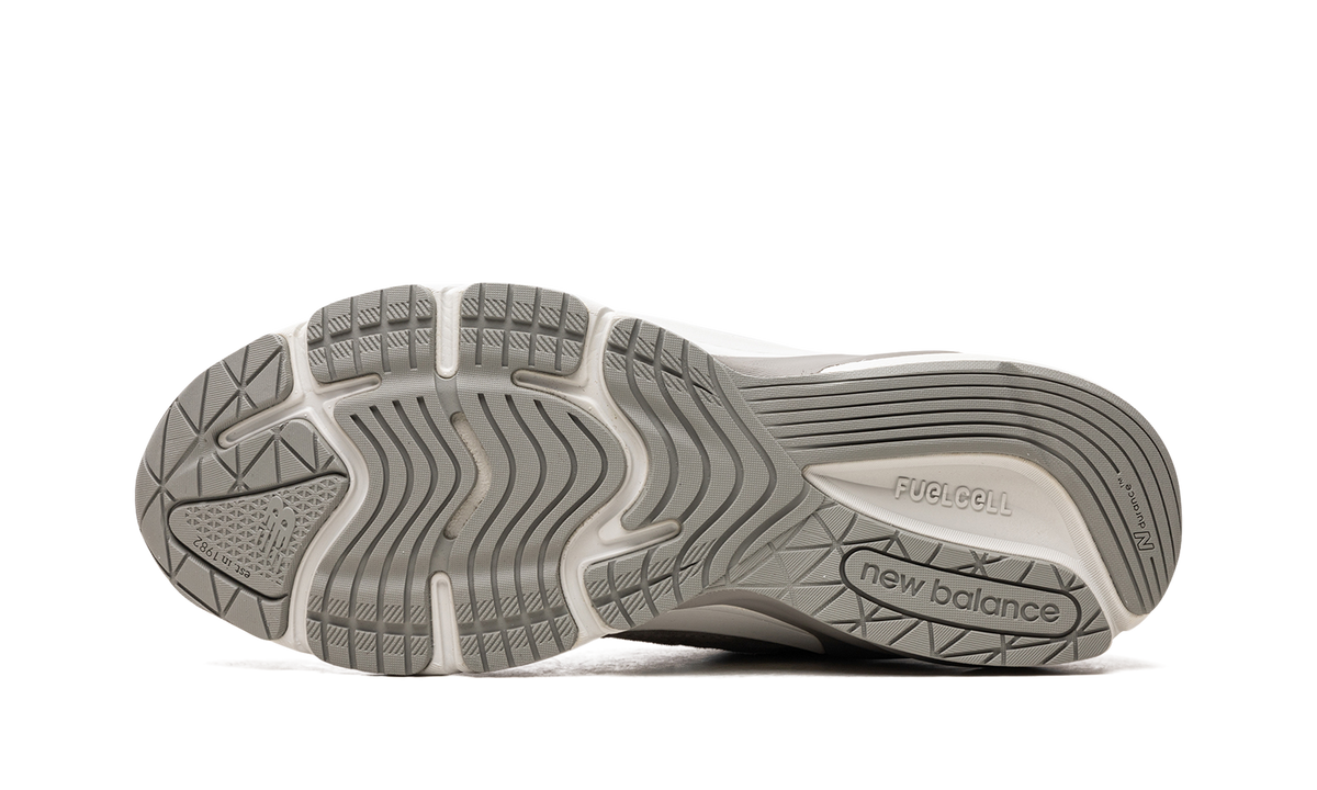 990v6 "WTAPS - Grey" M990WT6