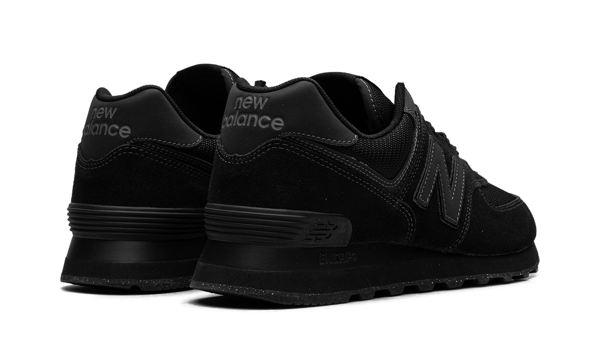 574 "Triple Black" ML574EVE
