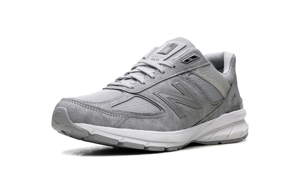 990v5 "Grey White" M990JS5