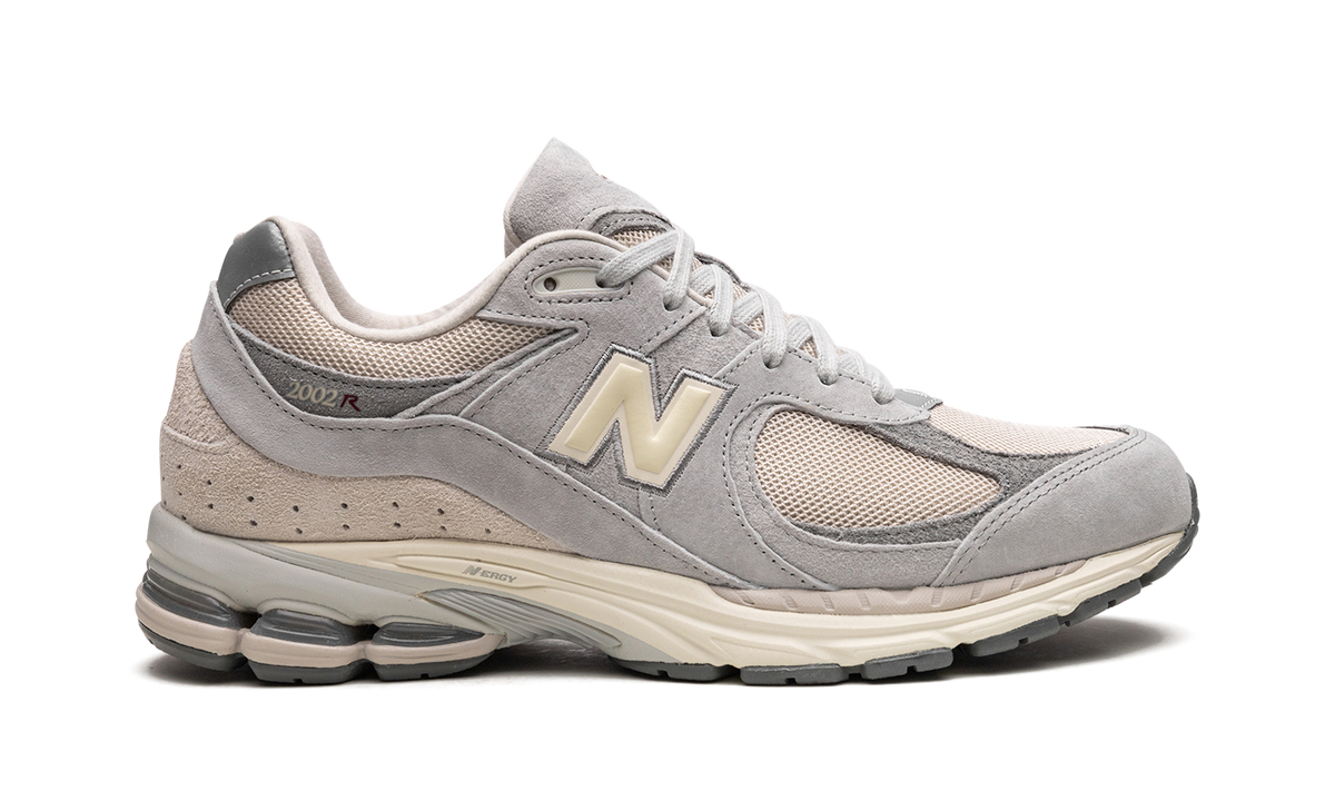 2002R "Lunar New Year - Grey" M2002RLN